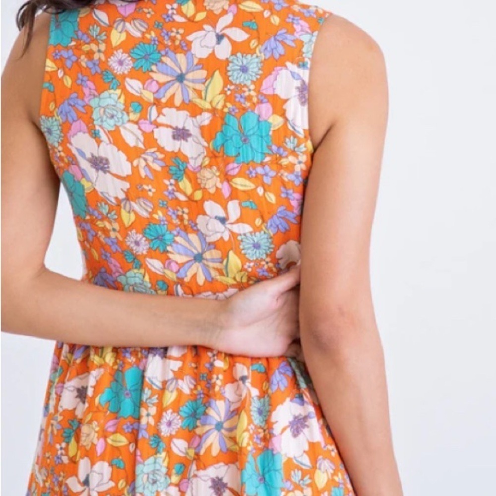 Karlie Floral Tiered Sleeveless V-Neck Ruffle Mini Dress‎ Orange  Medium - Picture 2 of 11